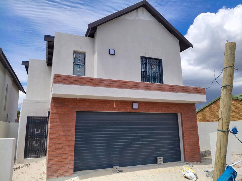 To Let 3 Bedroom Property for Rent in Goodwood Central Western Cape